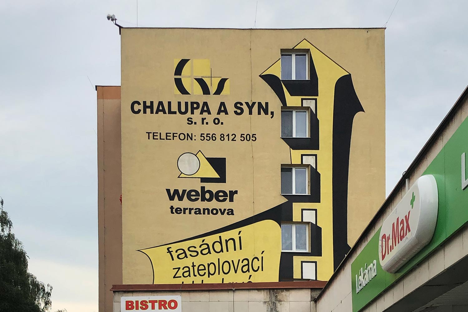 Fasáda jako billboard
